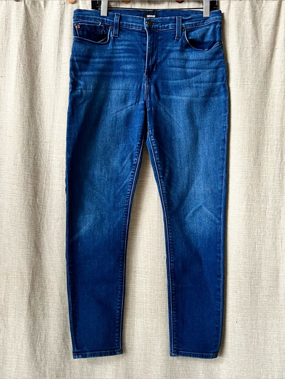 Hudson slim boyfriend jeans Natalie darker wash good shape 31